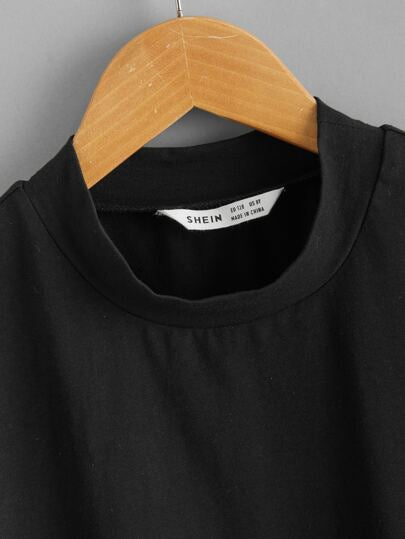 SHEIN تي شيرت صلب عنق مزدوج للفتى المراهق