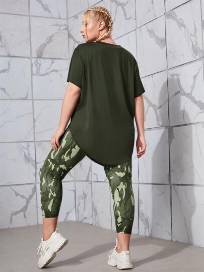SHEIN Sport Studio مجموعة ملابس تمرين للنساء مقاسات كبيرة مكونة من بلوزة رياضية من القماش المنفذ للهواء والمطاطي مع سروال رياضي