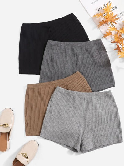 SHEIN EZwear 4 قطع من السراويل القصيرة الكاجوال والمحبوكة بتريكو فصلي