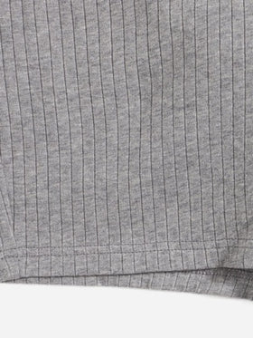 SHEIN EZwear 4 قطع من السراويل القصيرة الكاجوال والمحبوكة بتريكو فصلي