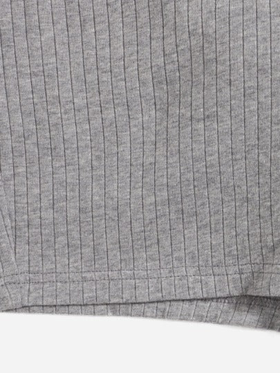 SHEIN EZwear 4 قطع من السراويل القصيرة الكاجوال والمحبوكة بتريكو فصلي