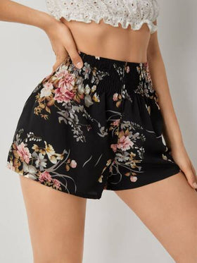 SHEIN VCAY بنطلون قصير خصر مدرز بطباعة أزهار