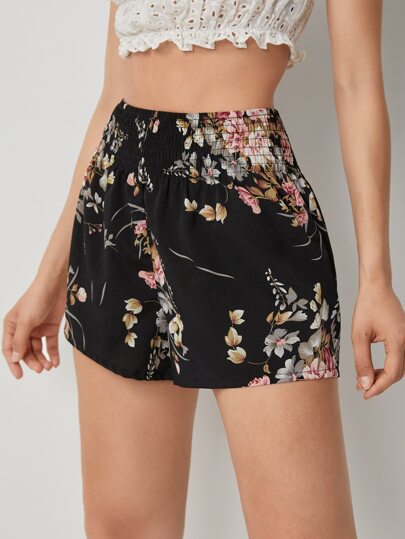 SHEIN VCAY بنطلون قصير خصر مدرز بطباعة أزهار