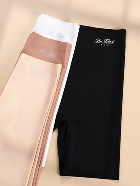 SHEIN 4 حزم سروال داخلي بسيط ذو طباعة إنشائية بألوان صلبة، بارز