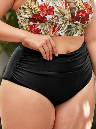 Swim Basics مقاس كبير سروال بيكيني موحدة اللون ثنية