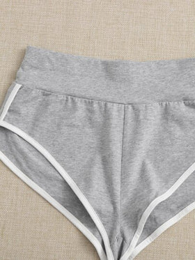 SHEIN EZwear سروال قصير مقوس متباين