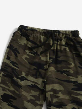 SHEIN قميص تي شيرت طبعة الكامو الخاص بالمراهقين و شورت الخصر برباط