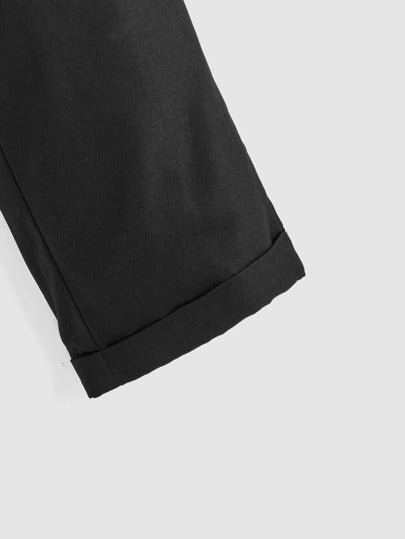 SHEIN سروال قصير للأولاد، جيب مائل ، أساور مطوية