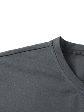 Manfinity Homme تي شيرت بجرافيك عبارة بألوان متجانس للرجال