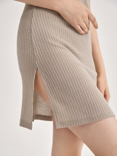 SHEIN فستان استراحة بحافة شق مكشوف الظهر رسن