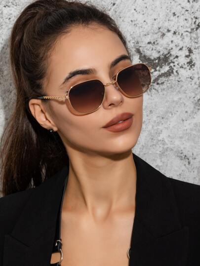نظارة شمسية معدنية بإطار بيضاوي صغير ذات تدرج لوني وملمس متموج للمرأة، إكسسوارات نظارات للنساء للاستخدام اليومي والسفر والشاطئ، هدايا للملابس الكاجوال والأعمال في فصل الصيف والشتاء والرحلات والأنشطة الخارجية