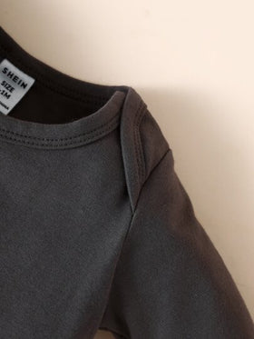SHEIN مولود جديد جمبسوت بطباعة أحرف & قبعة
