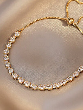 Andkiss سوار مزين بالزركونيا المكعبة