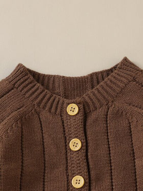 SHEIN Vintaside Kids جمبسوت حياكة للاولاد الاطفال أزرار أمامية اكمام راجلان & قبعة