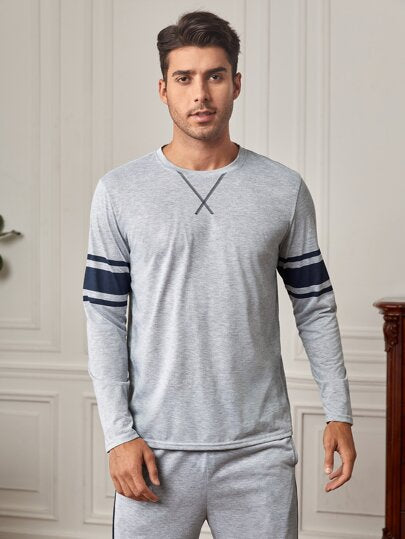Manfinity Underwear&Sleepwear Basics طقم بيجامة للرجال مطبوع بخطوط، ملابس خريف وشتاء