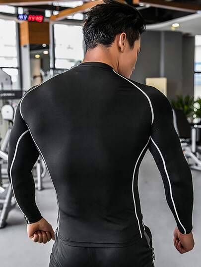 Manfinity Running ملابس علوية رياضي للرجال بأكمام راغلان بطبعة هندسية بطراز الصديق، ملابس علوية ضاغط بطراز الصديق للرجال