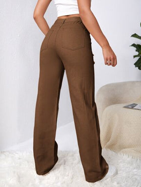 SHEIN EZwear بنطلون جينز باهت اللون بتفاصيل ممزق فراشة