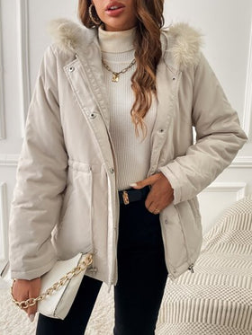 SHEIN EZwear معطف بوركا مزود بغطاء رأس وحبل شد الخصر مع جيوب مائلة وتريم فرو للاستخدام في فصلي الخريف والشتاء