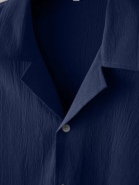 Manfinity Homme قميص رجالي بياقة لاصقة وأزرار أمامية، بطراز العملة القديمة
