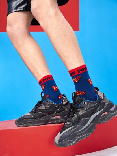 SUPERMAN X SHEIN جوارب رجالية بأحرف جرافيكية للحياة اليومية
