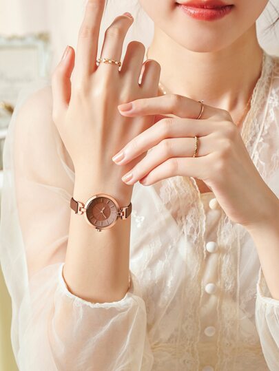 REBIRTH ساعة كوارتز بقرص مؤشر دائري