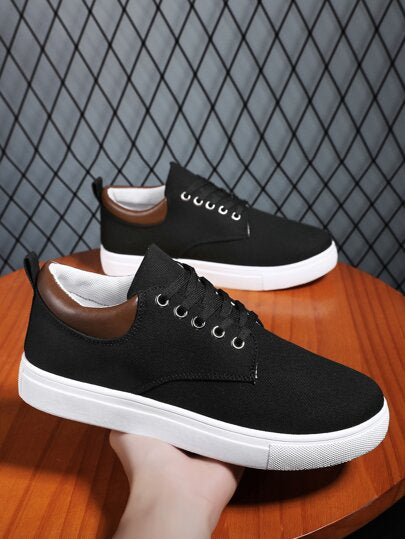 أحذية كانفاس بأربطة أمامية بسيطة للرجال، أحذية رياضية خارجية مناسبة للعب التنس