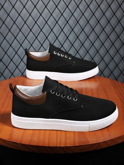 أحذية كانفاس بأربطة أمامية بسيطة للرجال، أحذية رياضية خارجية مناسبة للعب التنس