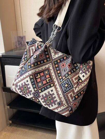 حقيبة كتف عصرية من نوع Tweed بتصميم مربعات متعددة الألوان، حقيبة نسائية كبيرة السعة مناسبة لوضعها على الكتف تحتضن الأشياء مثل الحقائب الراقية مع سعة كبيرة مثالية لفصلي الخريف والشتاء، وتعتبر خفيفة الوزن ومتنوعة الاستخدامات على حد سواء الحقيبة مثالية كحقيب