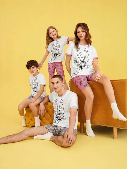 LOONEY TUNES X SHEIN للرجال قطعة واحدة طباعة الأرنب مقلم متباين تي شيرت و قطعة واحدة بنطلون قصير طقم بيجامة