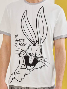 LOONEY TUNES X SHEIN للرجال قطعة واحدة طباعة الأرنب مقلم متباين تي شيرت و قطعة واحدة بنطلون قصير طقم بيجامة
