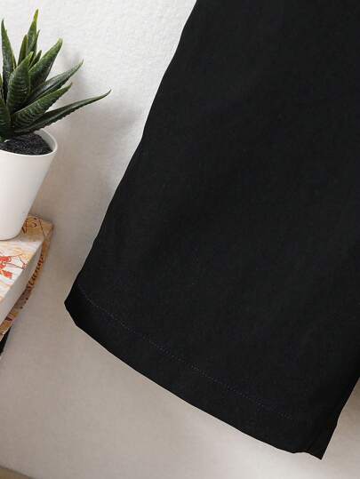 SHEIN شورت صبي فتوة بجيوب مائلة واضحة اللون