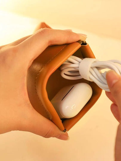1 قطعة حقيبة تخزين محمولة مزينة بالشعارات ، حقيبة ماكياج ،حقيبة مستحضرات تجميل ،منظم للعطلات ، منظم ماكياج كبير السعة ، لأحمر الشفاه والفرش ومستحضرات العناية بالبشرة والهاتف المحمول والعملات والأشياء الصغيرة ، لالاستخدام المنزلي والهدايا والعطلات والأع...