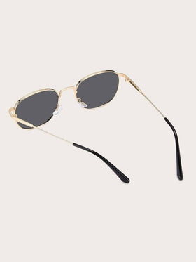 نظارة رجالية معدنية مربعة الشكل ذات إطار صغير، أنيقة وعصرية للارتداء اليومي والسفر والشاطئ، مناسبة للارتداء مع البلوزات والسترات والهوديز والبناطيل الجلدية والكارجو في الصيف والرحلات والأنشطة الخارجية