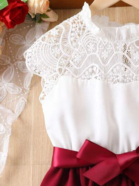 SHEIN فستان فتاتي صغير بحزام مزين ببطانة دانتيل متباينة
