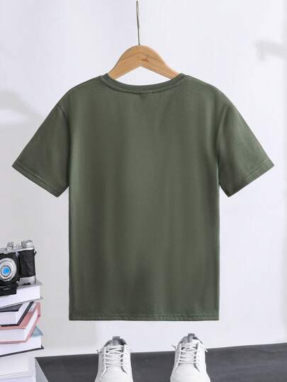 SHEIN قميص قصير الأكمام ورقبة دائرية مطبوع عليه ذئب، لون أخضر، للأولاد المراهقين من النمط الشارعي المريح الرياضي اللطيف ،فصلي الربيع والصيف