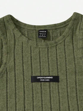 SHEIN EZwear تفاصيل مرقع بعبارة لباس علوي تانك & رباط خصر بنطلون قصير