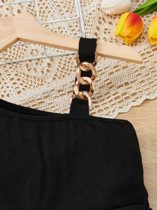 girls-sets بدلة لباس علوي للفتيات بين العمرين برقبة غير متماثلة وأكمام طويلة بشكل مخروطي وشورت بتفاصيل سلسلة
