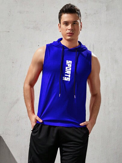 Manfinity Sport PWRUP سترة كاجوال رياضية غير رسمية للرجال ذات نمط الحبيب بطبعة حرف مزودة بغطاء رأس بسحاب، ملابس رياضية مدرسية وملابس صالة الألعاب الرياضية للرجال