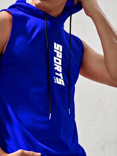 Manfinity Sport PWRUP سترة كاجوال رياضية غير رسمية للرجال ذات نمط الحبيب بطبعة حرف مزودة بغطاء رأس بسحاب، ملابس رياضية مدرسية وملابس صالة الألعاب الرياضية للرجال
