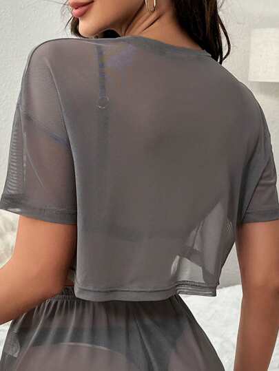 SHEIN طقم بيجامة بدون بطانة مكون من ملابس علوية شفافة ذات أكتاف متدلية وشورت