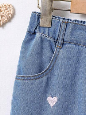 SHEIN بناطيل جينز بطراز شارع العطلات الريفية مطبوع عليها قلب جميل للفتيات المراهقات