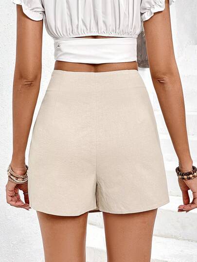SHEIN Frenchy تنورة قصيرة ذات نهاية غير متناظرة مع عقدة ربط مربوطة بشكل عقدة الفراشة وحلقات ديكور علقات