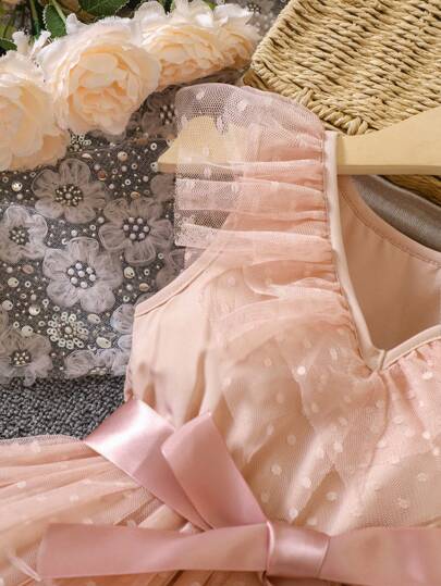 SHEIN Glamorique Kids فستان فتاة شابة دوبي شبكي مزين بكشكشة وحزام