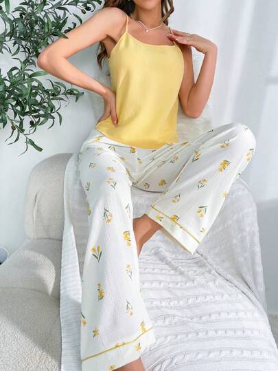 CottageSlumber طقم بيجامة مطبوع بالأزهار مع خطوط ملونة متباينة / طقم بيجامة موسم العطلات الزهري الوفير الفخم والأنيق بالتفاصيل المريحة