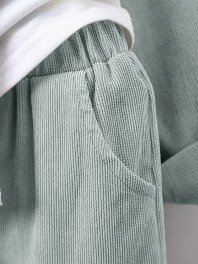 SHEIN طقم بنطال وقميص للأولاد الصغار بأكمام نطاحة بجيوب، بدون تيشرت، باللون الأخضر