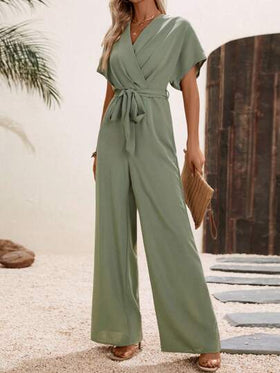 SHEIN LUNE جمبسوت موحدة اللون حزام ساق عريضة بتفاصيل مطوي