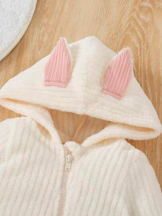 SHEIN جمبسوت للقدمين تصميم أذن ثلاثي الأبعاد قبعة سستة امامي مولودة جديد