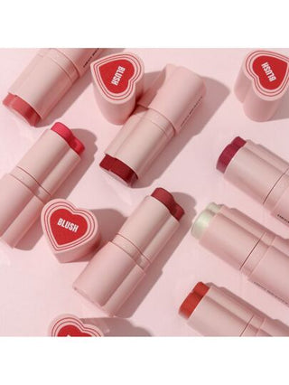 HECI BEAUTY بلاشر كريمي على شكل قلب 3 في 1 من HECI BEAUTY قطعة واحدة، ظلال وردية جميلة وإشراقة وردية طبيعية، أحمر خدود للمكياج طويل الأمد مناسب للشفاه والعيون والخدود، هدايا عيد الحب للنساء والفتيات، Y2K