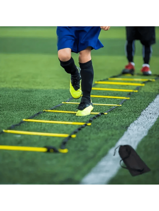 أداة تدريب السرعة مع سلّم سرعة Ultimate Agility (8/12/20 خطوة) لتدريب كرة القدم، القدمين، التنسيق والتفجر والتي تتضمن حقيبة حمل مثالية كهدية للعام الجديد أو الألعاب