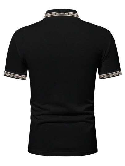 Manfinity Homme قميص بولو كاجوال للرجال مطبوع عليه صورة حصان مع تفاصيل ذات تباين للأزرار، مناسب للعمل هدية للصديق